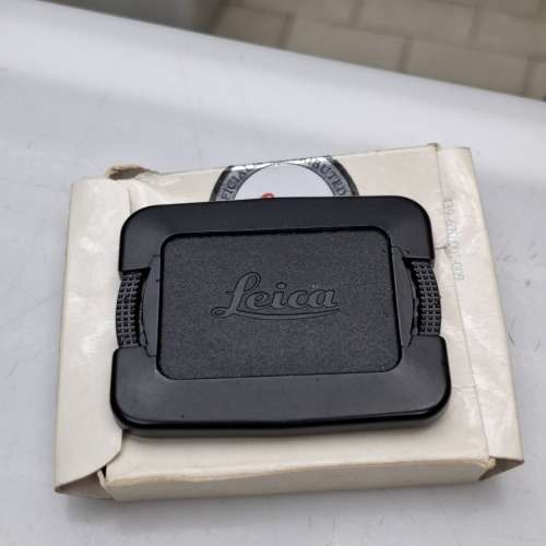 LEICA 14013 R28 LENS HOOD CAP NEW  LEICA 14041 R24 LENS HOOD CAP NEW