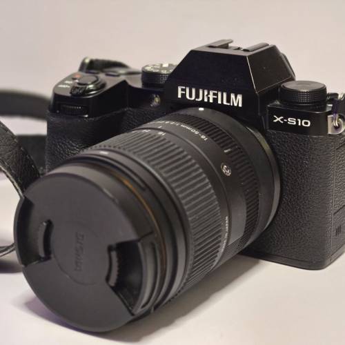 fuji xs-10 + sigma 18-55mm f2.8