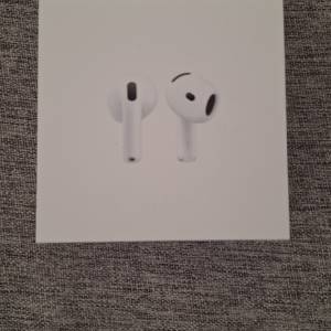 Appla Air Pods 4