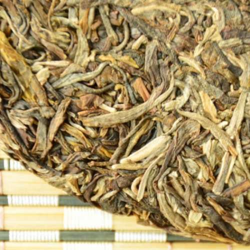 老同志珍藏10年茶餅 2015年生產 吉羊傳奇 400克/餅 普洱生茶