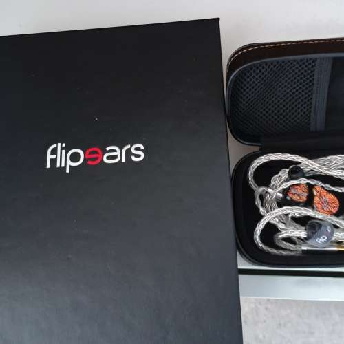 90% new Flipears ZURQ universal IEM