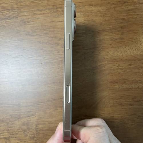 iPhone 16 PRO MAX 512GB 金色 香港行貨