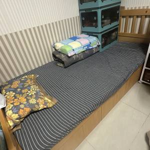 床 連 櫃桶 / 超新淨 / 單人 single bed mattress -- 要快手！