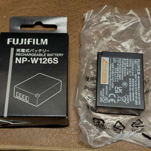富士 NP-W126S 電池 FUJIFILM BATTERY xe5 x100vi x100v etc