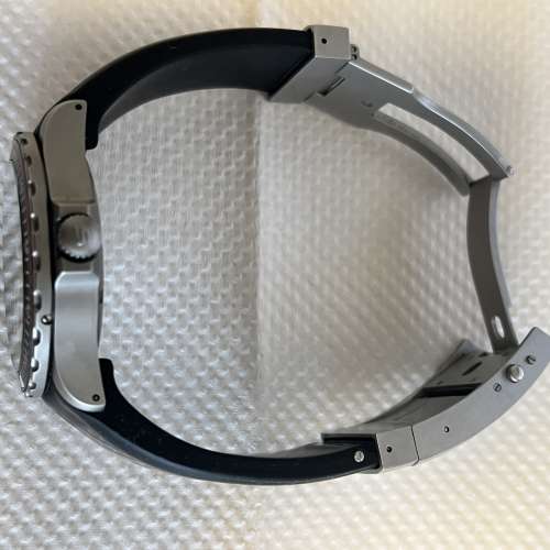 Sinn EZM 7, 救火工具表，目前市售手錶中防磁最高的錶款。 90% new， 單表