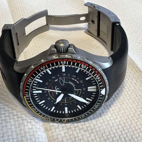 Sinn EZM 7, 救火工具表，目前市售手錶中防磁最高的錶款。 90% new， 單表