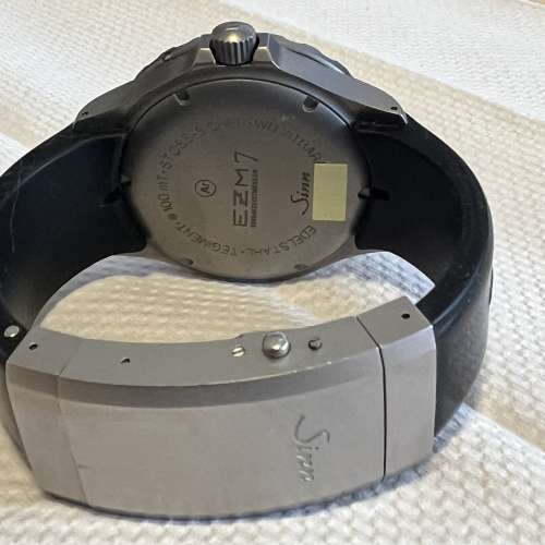 Sinn EZM 7, 救火工具表，目前市售手錶中防磁最高的錶款。 90% new， 單表