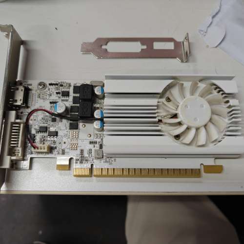Galax GT1030 EX OC 2GB DDR5 白色