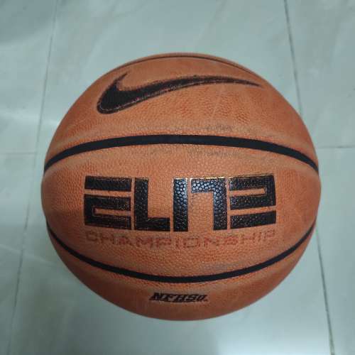Nike Team Elite Championship Basketball 2.0  size 7