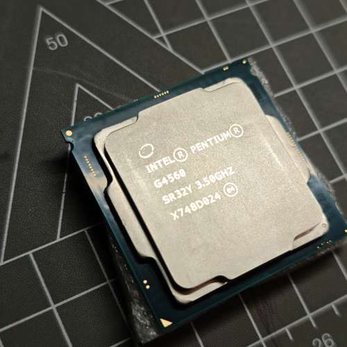 Intel Pentium G4560 CPU