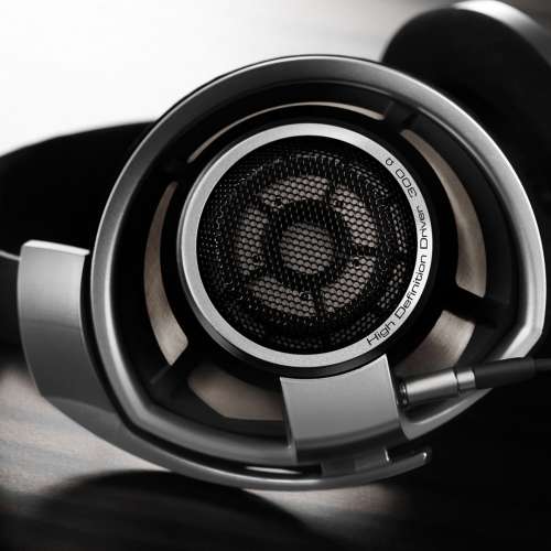 Sennheiser HD800 headphone