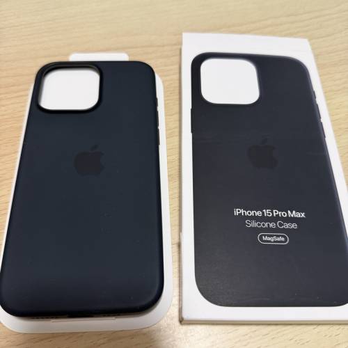 出售 iPhone 15 pro max 黑色 256gb