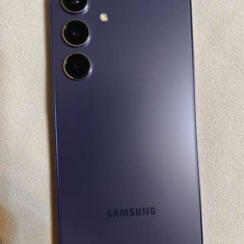 Samsung Galaxy s24 256G 深紫藍 港行，原裝盒原裝充電線，極新淨全正常