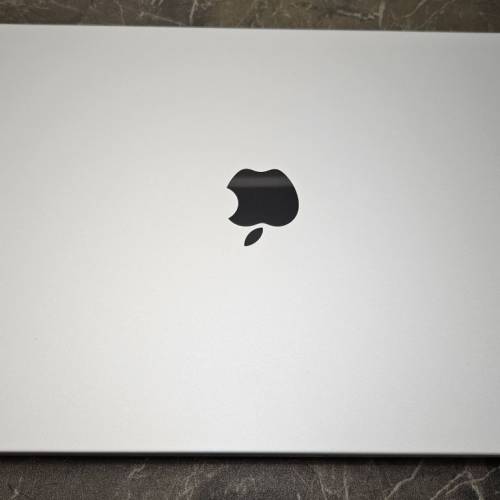 Apple MacBook Pro 16" M1
