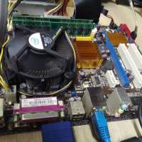 intel e5400 2gb ram hdd 160gb +60gb cd rom +dvd rw win7 home with label $100