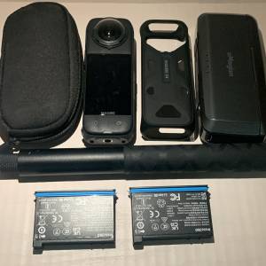 [觀塘實體店] 二手 Insta360 X4 (共2電+移動電源快充盒+控溫握套+114cm隱形自拍杆) ...
