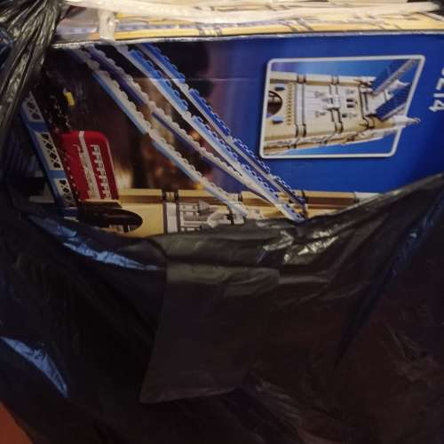 (100% New) Lego 10214 Tower Bridge