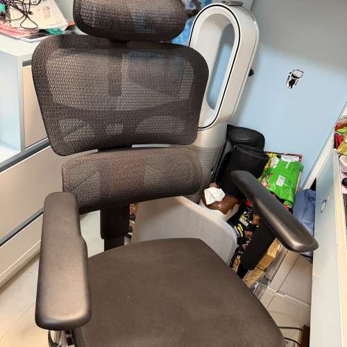 Newtral 腰部自動追蹤人體工學椅- T500