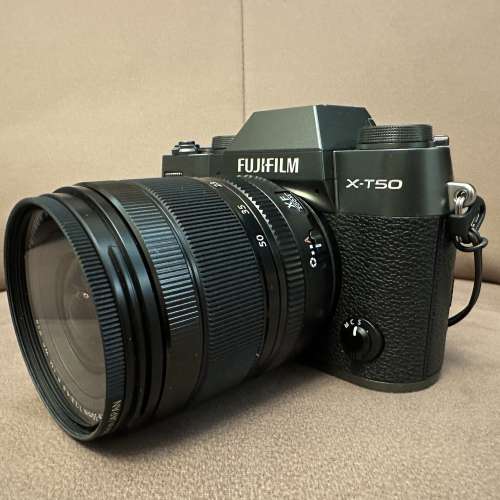 Fujifilm X-T50 灰色連 XF 16-50 f2.8-4.8 鏡頭及smallrig手柄