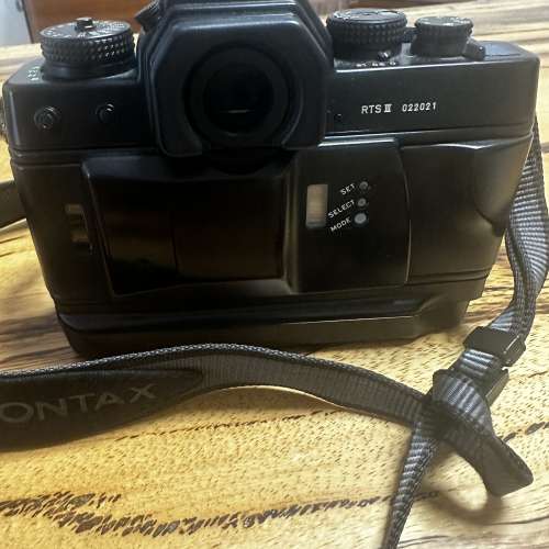 Contax RTS III with Contax 50/1.4, Contax TLA 360 flash