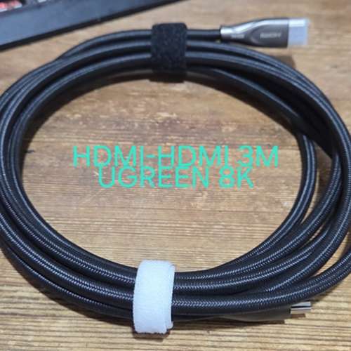 UGREEN 及ZOGUO HDMI線共三條