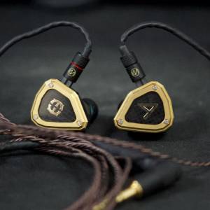 AK x Empire Ears Novus