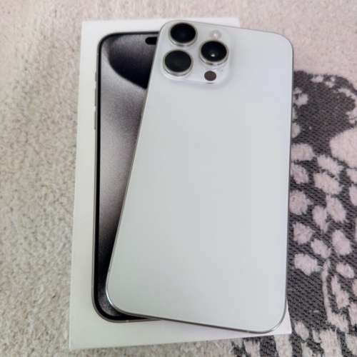iPhone15 pro max 1tb白色
