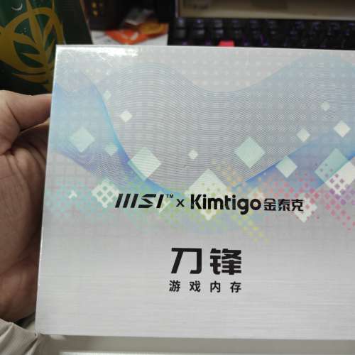 MSI X KINTIGO 刀鋒 DDR4 3600 CL17 32GB (16GBX2) RGB