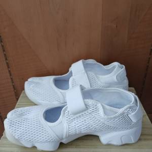 Nike 白色波鞋 white sneakers