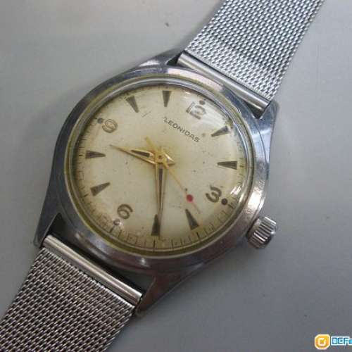 Vintage Swiss LEONIDAS manuel wirst watch