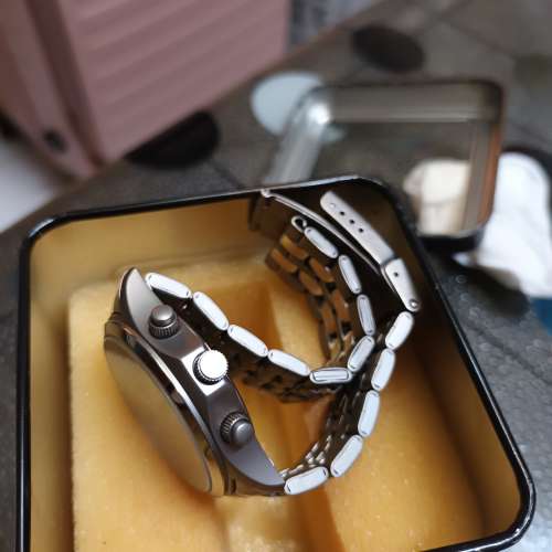 極新鈦金屬三圈計時電子表