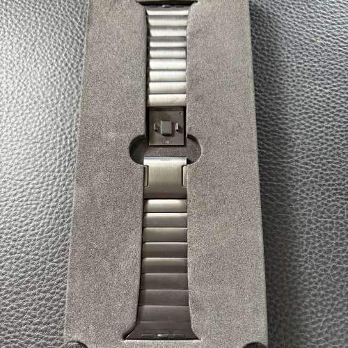 Uniu 鈦金屬錶帶