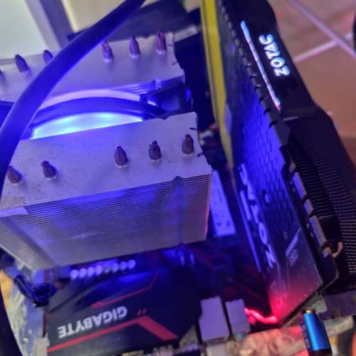AMD  3500X + 風扇,   Gigabyte B450M Gaming 有背板