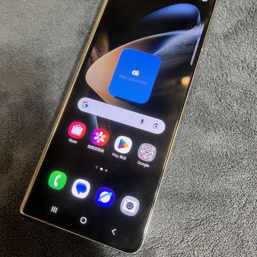 放Samsung 三星 Galaxy Z Fold 4