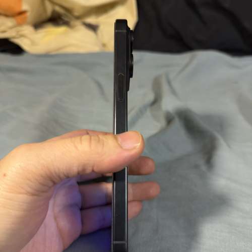 iPhone 15 Pro Max 512 GB back