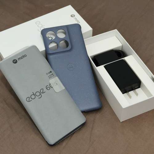 💯99.99新💯 MOTOROLA EDGE 60S 12+256 藍色