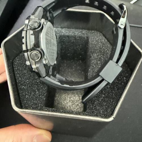 售Casio G-Shock GST-B400BB-1A