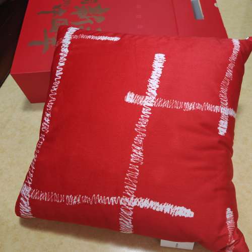 全新 咕𠱸 摺被