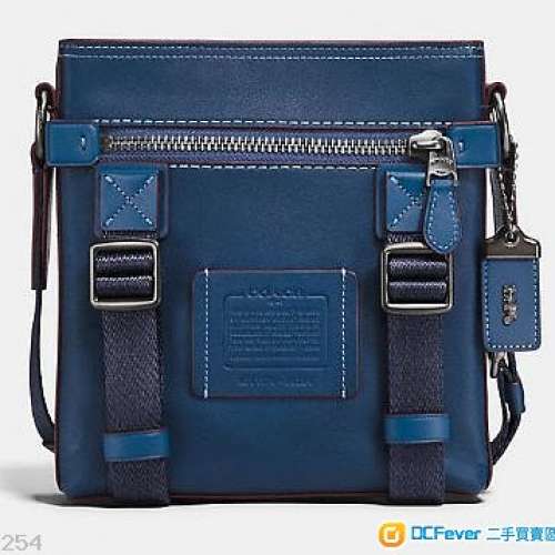 COACH 牛皮斜單肩包