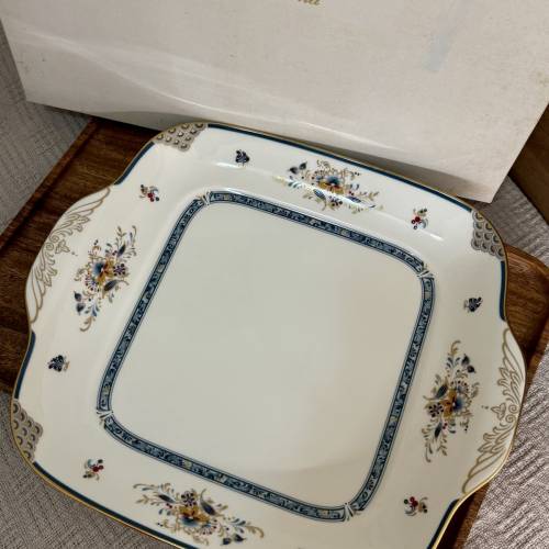 日本製 Narumi 骨瓷大餐盤 （有原裝盒)