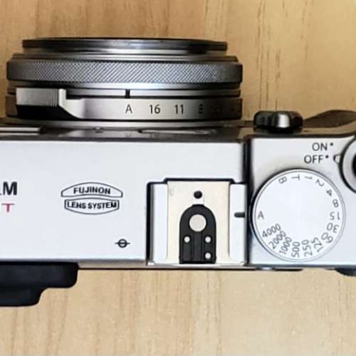 Fujifilm X100T Sliver (富士 x 100  t 第3代 銀色 數碼相機) - 95% New