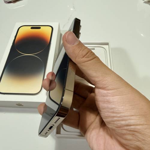 iPhone 14 pro 128GB Gold