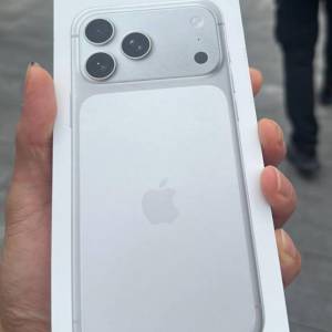 [全新未開封]iPhone 17 Pro Max 1TB 銀色 SILVER apple官網, 全新，有單