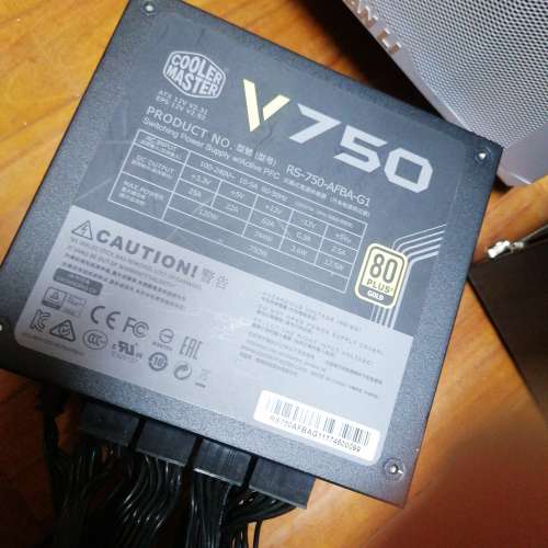 聯力白色機箱 （可另加牛）