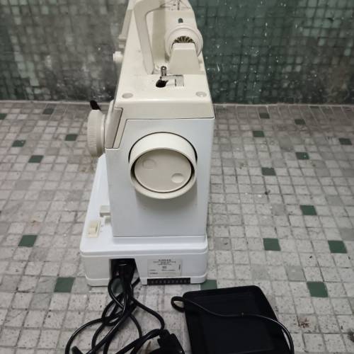 Singer DV9010 衣車