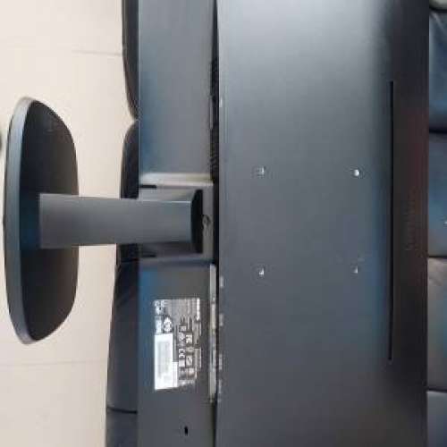 飛利浦全高清 23.8 吋 16:9 LCD 顯示器 最高解像度 1920 x 1080 @ 75 Hz*內置喇叭