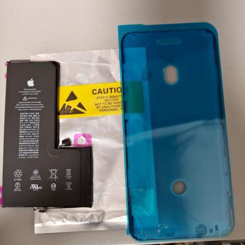 出讓 備用機 iphone 11 Pro Max 256gb Midnight Green 香港行貨，98%新