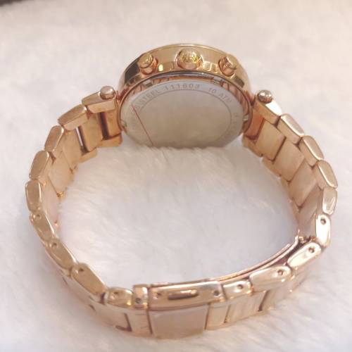 💰議價請移玉步no bargain ​​⌚「MICHAEL KORS」#MK5491💥玫瑰金  #鑲水晶貝母錶...