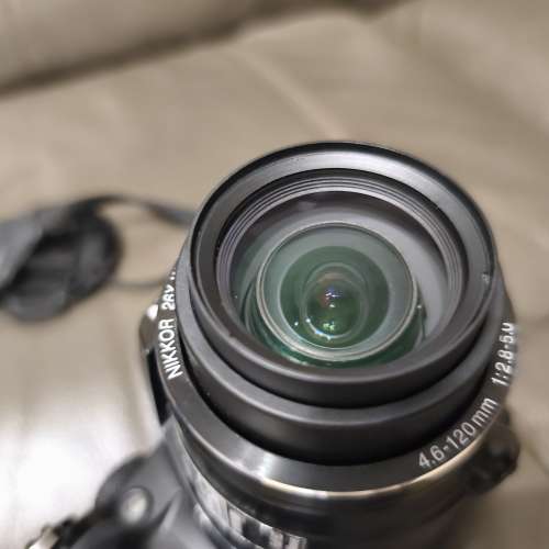 Nikon coolpix P100 26x zoom