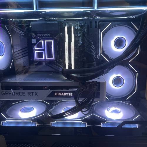 Gigabyte RTX 3070 vision oc 8g 顯示卡